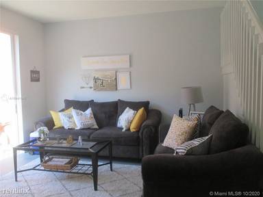 Main picture of 6103 NW 116th Pl