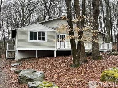 Main picture of 142 Grossbeak Ct