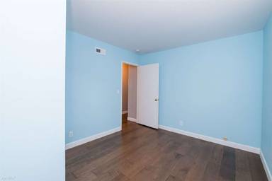 Main picture of 2202 Constitution Dr