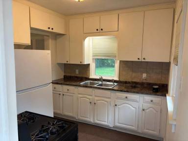 Main picture of 516 Cutler St