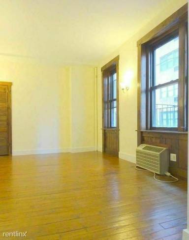Main picture of 326 E 58th St