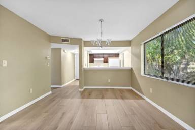 Main picture of 4534 Sleepy Oak Ln