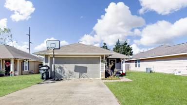 Main picture of 1100 Cottage Grove Cir