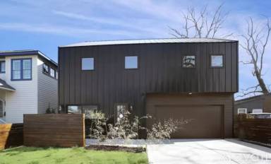 Main picture of 2108 Roslyn Ave