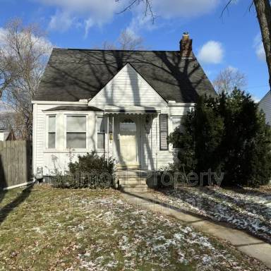 Main picture of 19757 Elkhart St