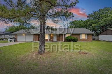 Main picture of 3 Timberside Dr