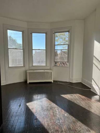 Main picture of 187 Clerk St