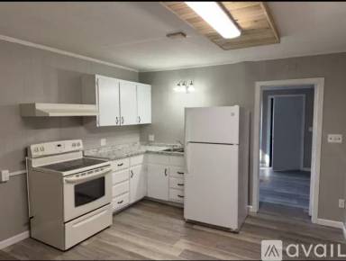 Main picture of 47 Pleasant St