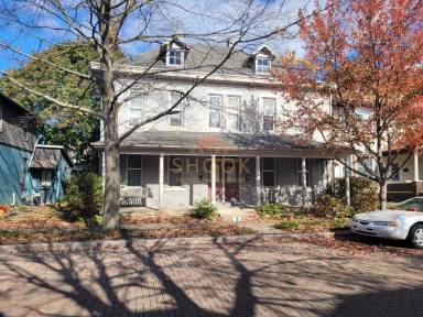 Main picture of 908 North St