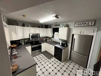 Main picture of 279 Navigators Dr