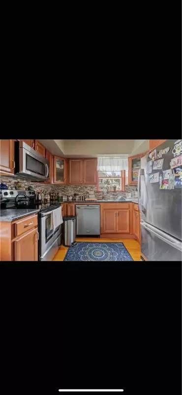 Main picture of 47 Clematis St