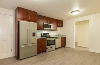 Main picture of 8524 Phinney Ave N