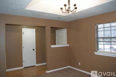 Main picture of 413 Winner Ave