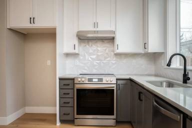 Main picture of 3184 SE 62nd Ave