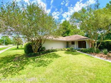 Main picture of 1344 Brookhollow Dr