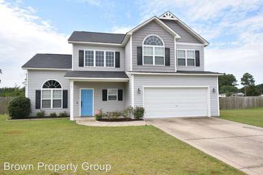 Main picture of 137 Blackhawk Ln