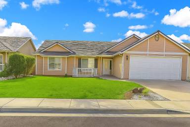 Main picture of 1077 W Saffron St