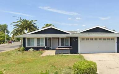 Main picture of 2414 Cheim Blvd