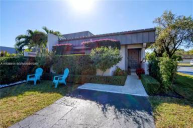 Main picture of 10478 SW 75th Ln