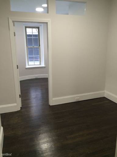 Main picture of 44 Clearway St