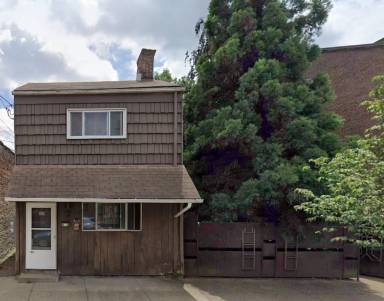 Main picture of 2210 Sarah St
