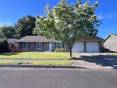 Main picture of 2030 NE 36th Ct