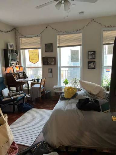 Main picture of 5100 Spruce St