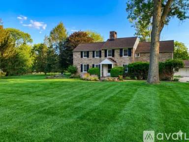 Main picture of 3725 Gradyville Rd
