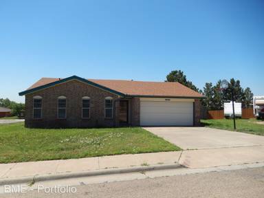 Main picture of 5224 Royce Dr