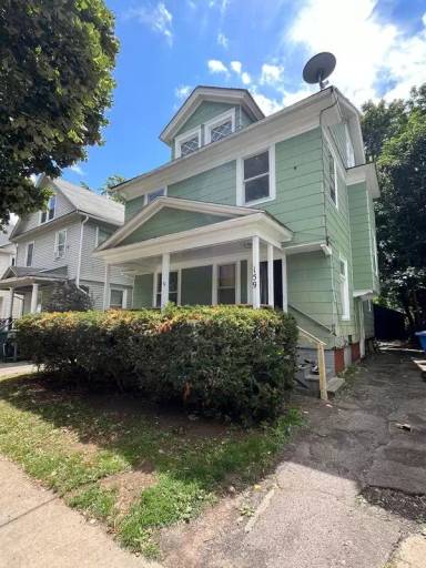Main picture of 159 Cedarwood Ter