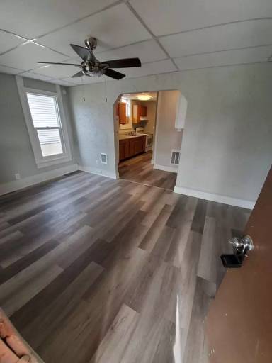 Main picture of 50 N Main St