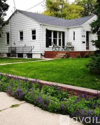 Main picture of 2718 48th St