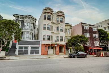 Main picture of 2504 Washington St