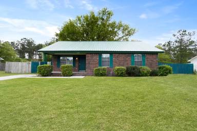 Main picture of 258 W Kenny Dr