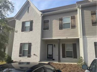 Main picture of 412 Walker Cir