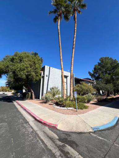 Main picture of 5175 Caliente St