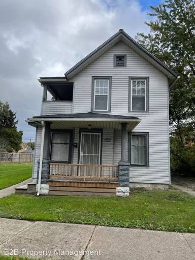 Main picture of 1973 W 50th St
