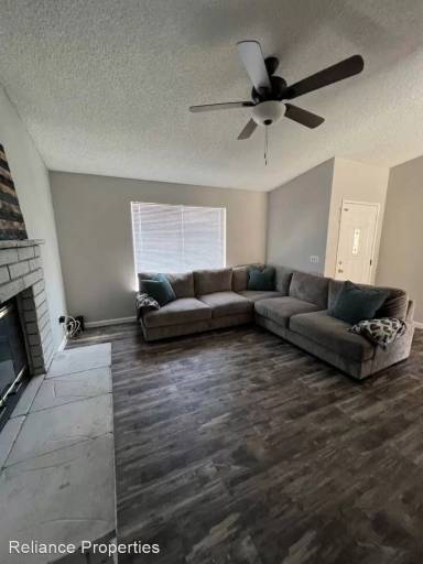 Main picture of 1244 Everglades Ct