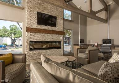 Main picture of 3701 S Lamar Blvd