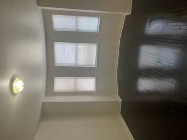 Main picture of 2013 Penrose Ave