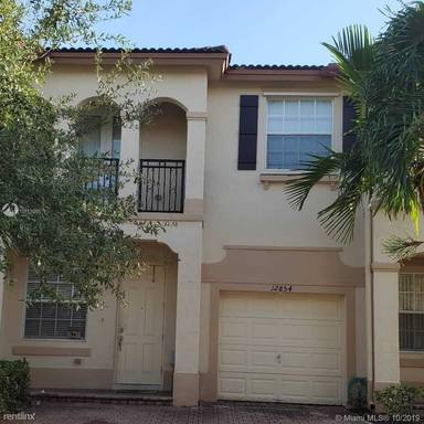 Main picture of 12854 SW 134th St