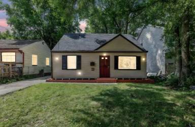 Main picture of 10012 Elizabeth Ave