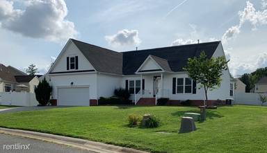 Main picture of 13424 Naylors Blue Dr