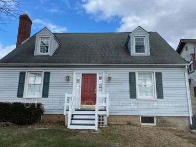 Main picture of 421 Malcolm Dr