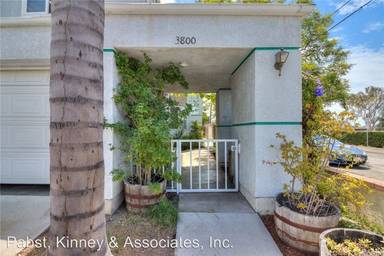 Main picture of 3800 Golden Ave