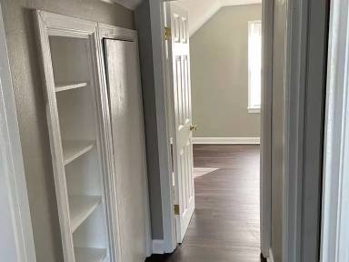 Main picture of 4532 N 45th St