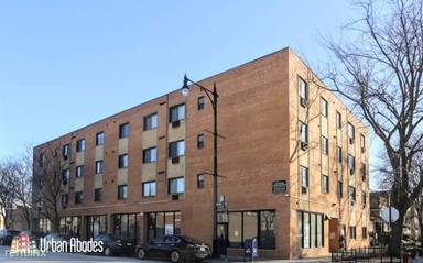 Main picture of 7545 N Winchester Ave