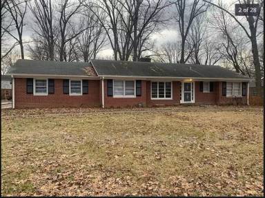Main picture of 3333 W 42nd St