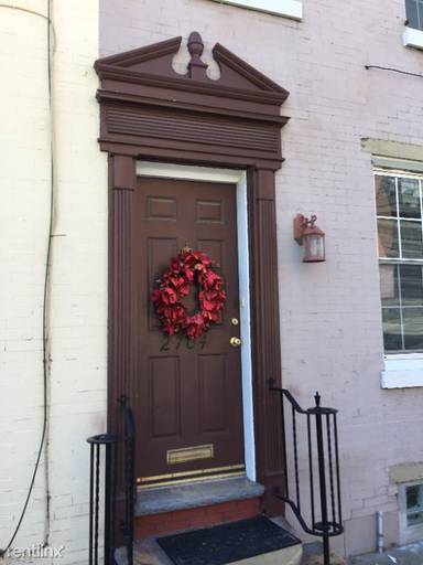 Main picture of 2704 South St