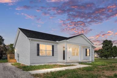 Main picture of 405 Meadow Ave